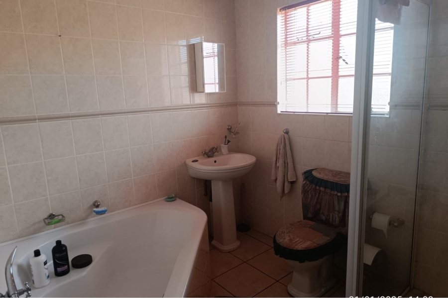 3 Bedroom Property for Sale in Doringkruin North West